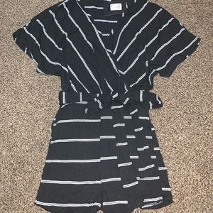 FashionNova Striped Romper Size XS
